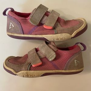 Plae TY youth size 12 pink and purple sneakers